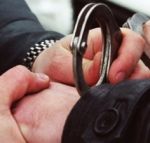 В Смоленске полицейские задержали местного жителя, подозреваемого в ложном минировании пятиэтажки