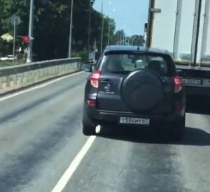 Видео: Смолянина возмутило поведение автомобилиста на дороге