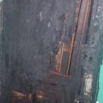 В Смоленске загорелась входная дверь квартиры