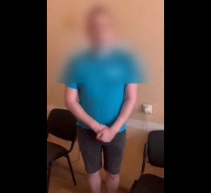 Опубликовано видео признаний задержанных в Смоленске извращенцев