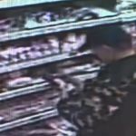 Камеры видеонаблюдения зафиксировали магазинного вора