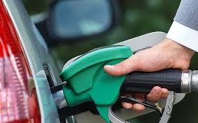 В Смоленске снизились оптовые цены на бензин
