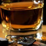 Молодой мужчина был дважды пойман пьяным за рулем
