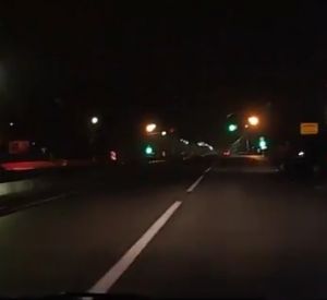 Дерзкий водитель на трассе «Москва-Минск» попал в объектив видеорегистратора