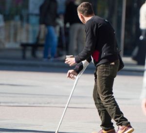 В Смоленске злоумышленник обокрал инвалида в переходе
