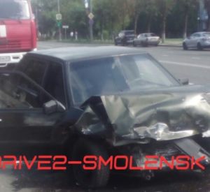 Фото: В Смоленске произошла серьезная авария