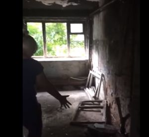 Видео: Жители области показали состояние их дома