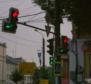 В Смоленске отключили светофоры на перекрёстке