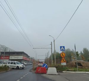 На улице Попова собираются гигантские пробки из-за коммунальных раскопов