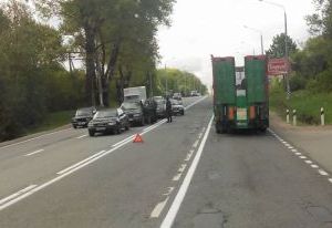 На Рославльском шоссе в Смоленске столкнулись пять автомобилей
