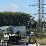 Утром в Смоленске водитель ГАЗели потерял на дороге груз