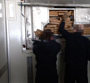 Под Смоленском арестовали перевозчиков полутоны кокаина