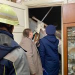 В центре Смоленска на жильцов дома обрушился потолок (фото, видео)