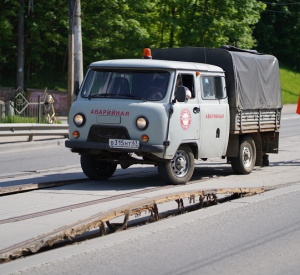На мосту в Смоленске вздыбились трамвайные рельсы из-за жары