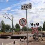 Под Смоленском введут ограничения движения транспорта по железнодорожному переезду