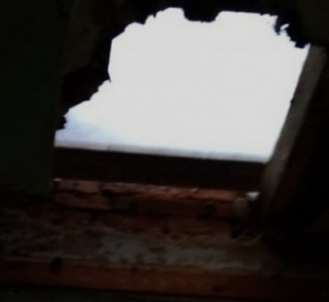 В школе под Смоленском во время урока рухнул потолок (фото)