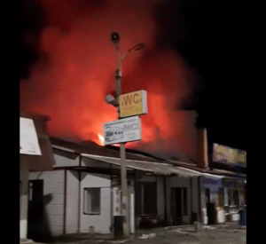В сети появилось видео пожара, случившегося в кафе под Смоленском