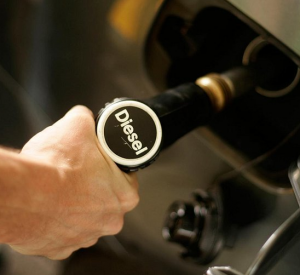 На смоленских АЗС снизились цены на дизельное топливо