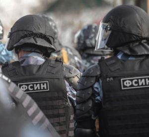 Экс-сотрудника ФСИН осудили за получение взятки