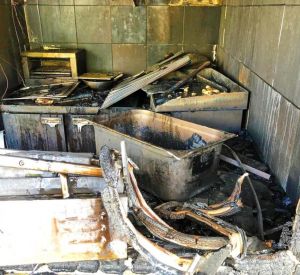 Стала известна причина пожара в торговом павильоне на улице Кирова