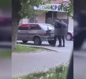 Известие о смерти одного из участников скандального видео на парковке в Смоленске оказалась фейком