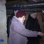 Видео: В подвале смоленской многоэтажки более пяти лет стоит вода