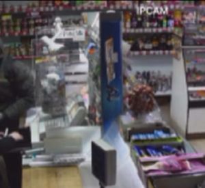 В Смоленской области раскрыли серию дерзких разбойных нападений на магазины (видео)