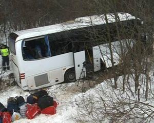 На Рославльском шоссе попал в аварию автобус с детьми