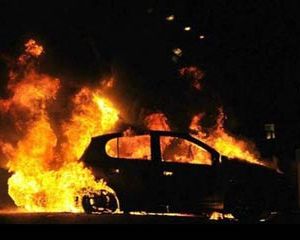 В Смоленске за одну ночь сгорели три автомобиля
