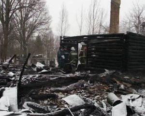 В Смоленской области на пожаре погибли три человека