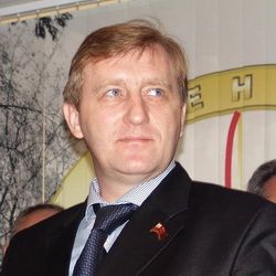 Глава Смоленска Александр Данилюк оказался ненастоящим подполковником