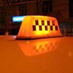 Смоленский таксист сбил на пешеходе девушку