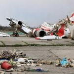 Смоленская катастрофа продолжается: обломки польского Ту-154 растаскивают на металлолом?