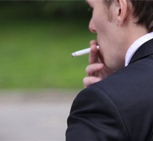 Смоленская областная администрация заказала на сайте госзакупок сигареты
