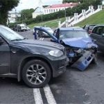 В Смоленске возле Успенского собора столкнулись три автомобиля